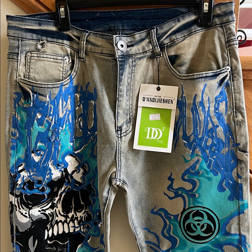 D’ANDIJIESHEN Men's Graphic Jeans  Blue and Black Design Size 34 New With Tags - Picture 2 of 10
